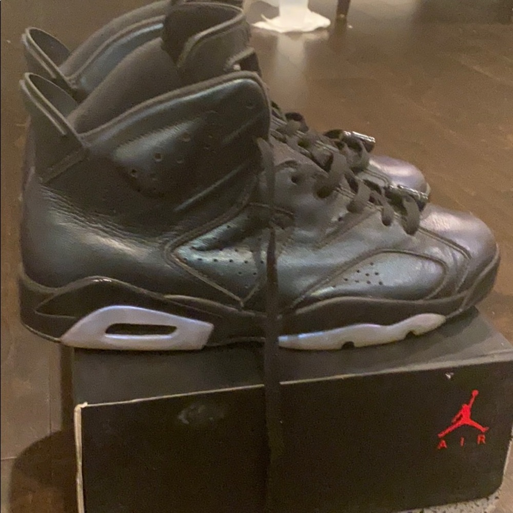 Retro 6 OG - Picture 3 of 11